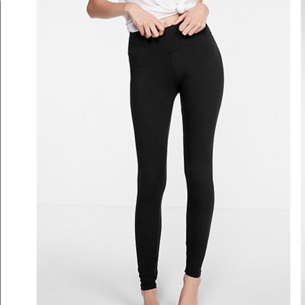 EXPRESS super soft high waisted leggings!